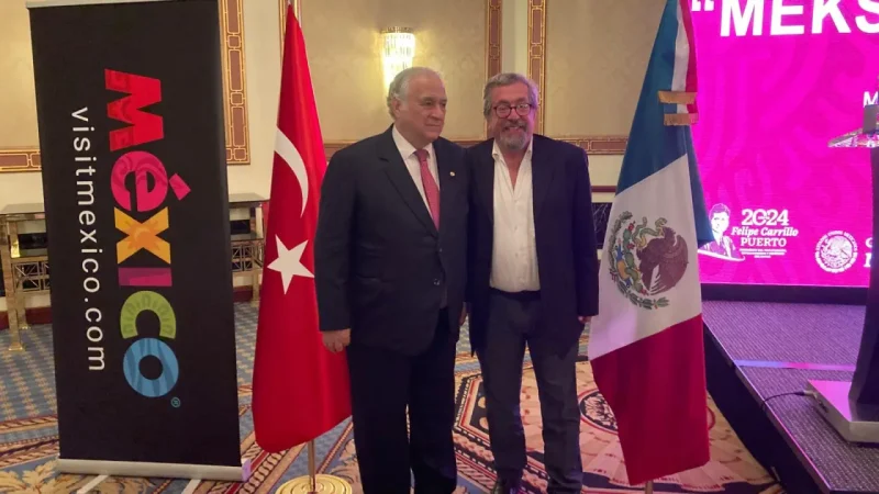 Sectur Başkanı Miguel Torruco Marqués ve Suat Töre