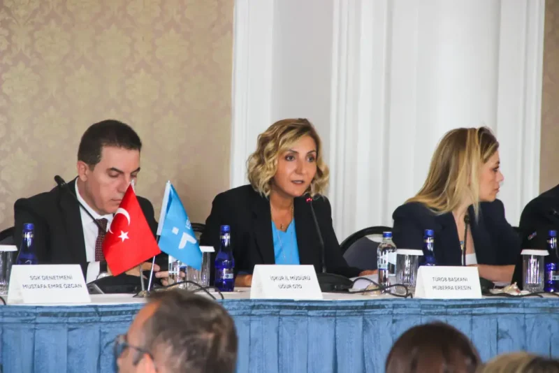 TÜROB ve İŞKUR toplantısında Müberra Eresin konuşurken