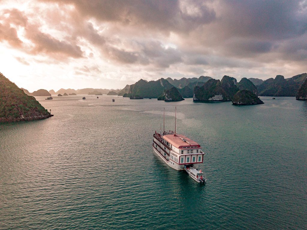 Ha Long Bay