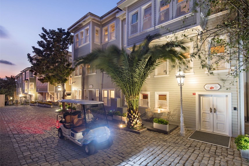 Hagia Sofia Mansions-Curio Collection by Hilton