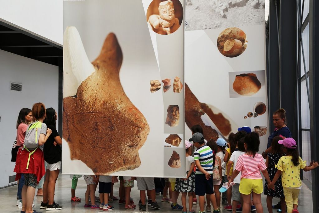 Yeşilova Höyüğü Ziyaretçi Merkezi