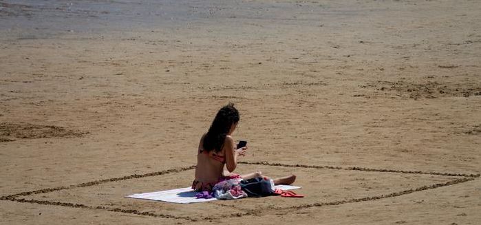 covid19 tatil plaj sosyal mesafe