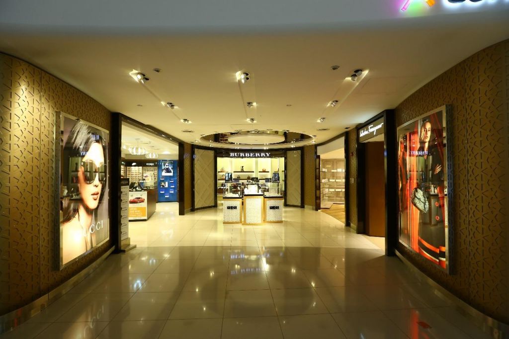 Abu Dabi havaalanı mağazaları