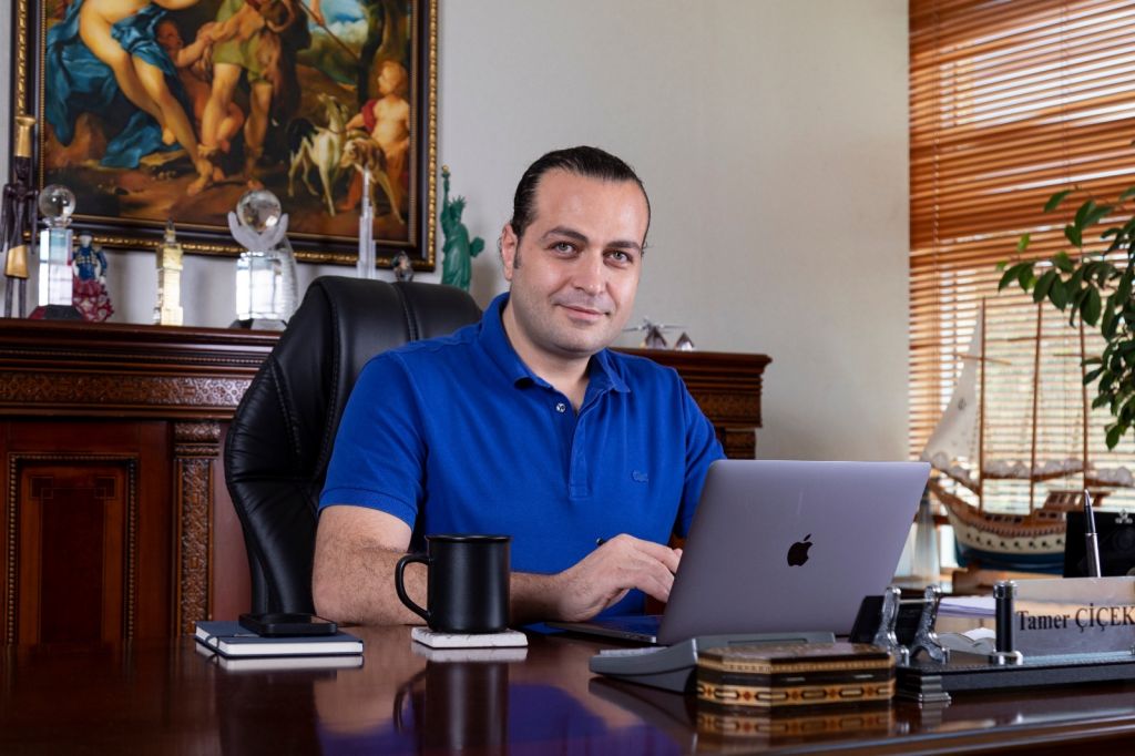 Tamer Çiçek Adonis