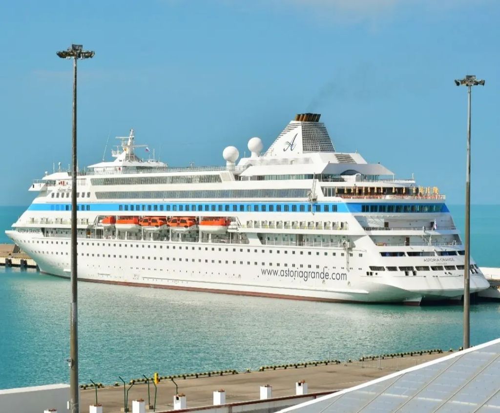 Camelot Maritime