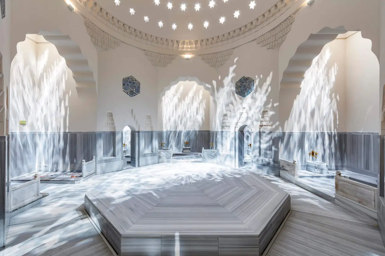 Zeyrek Çinili Hamam içi
