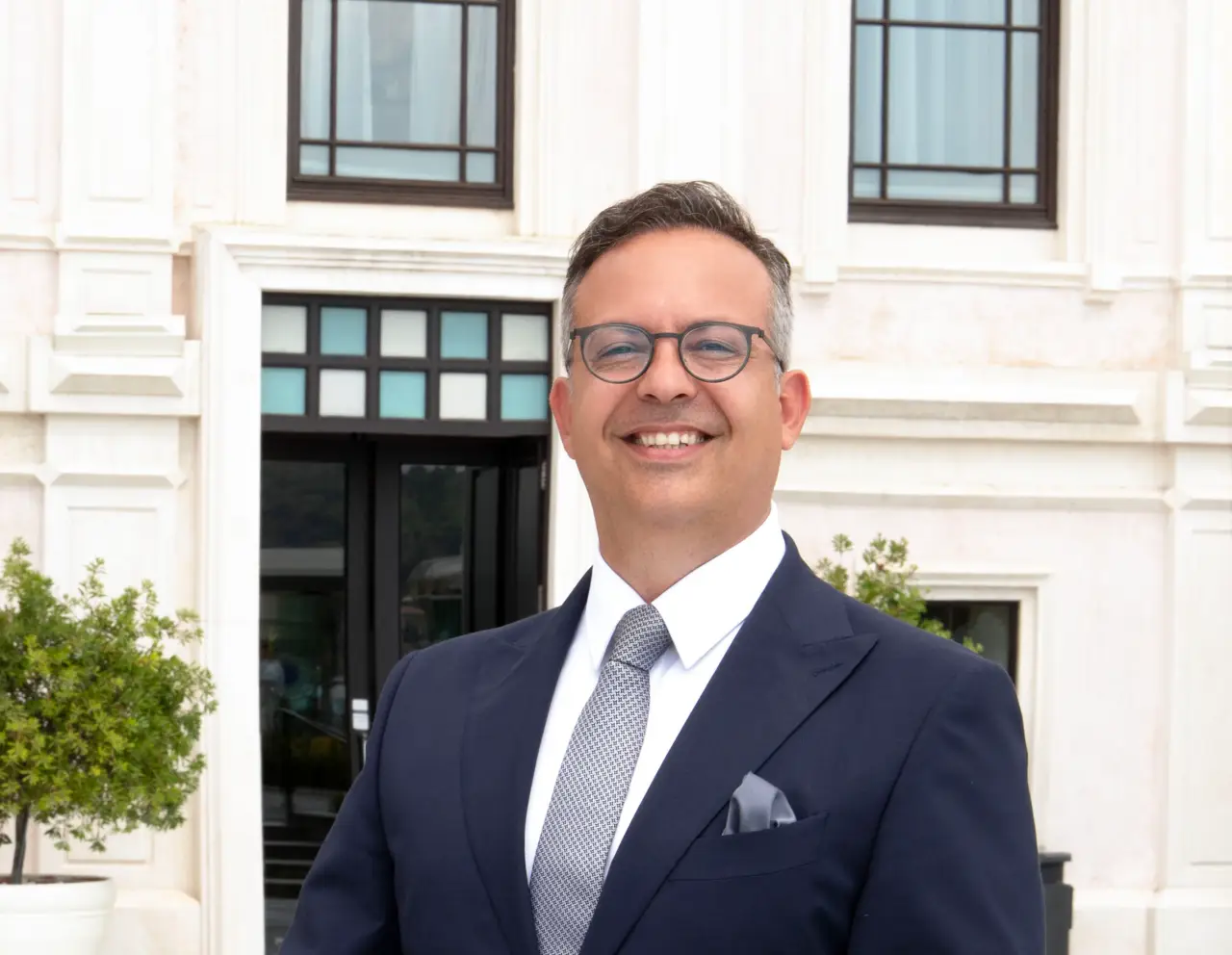 Burak Çeçen Four Seasons Hotel Bosphorus’un yeni Otel Müdürü