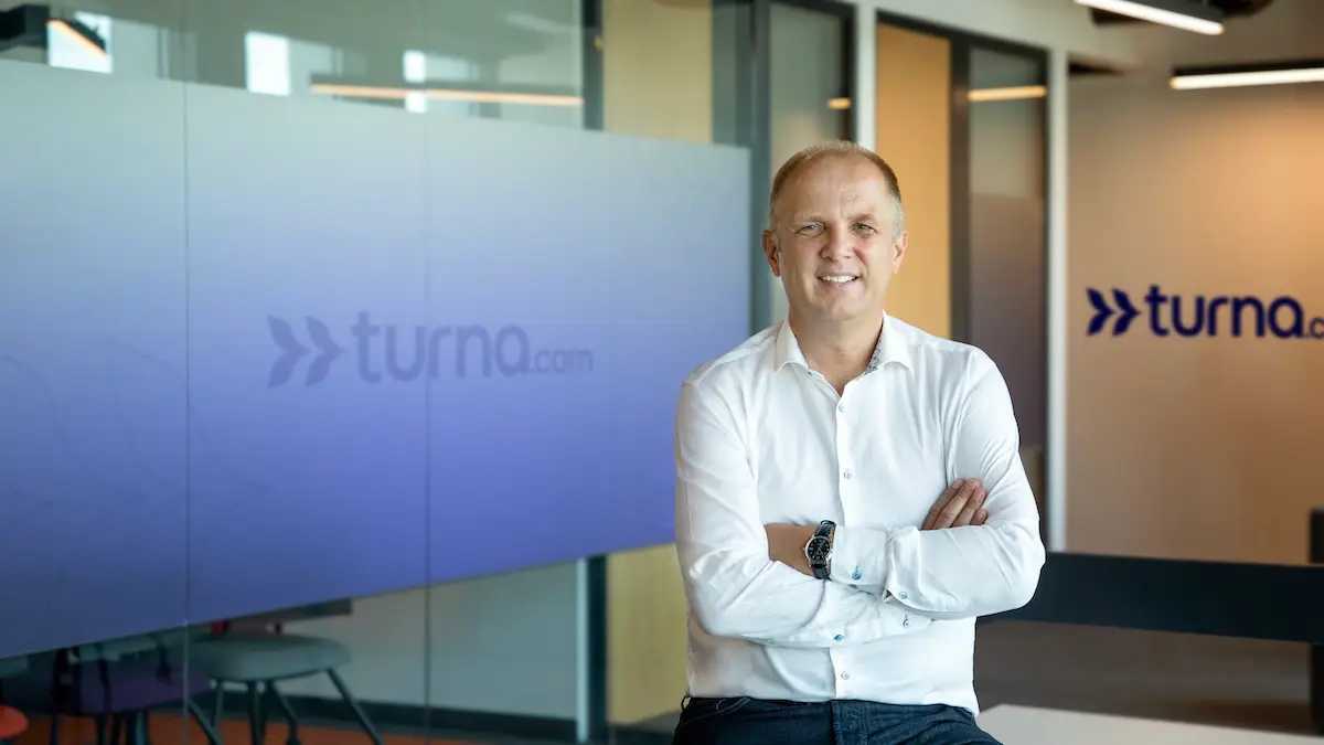 Eric Willems, Turna.com ofisinde