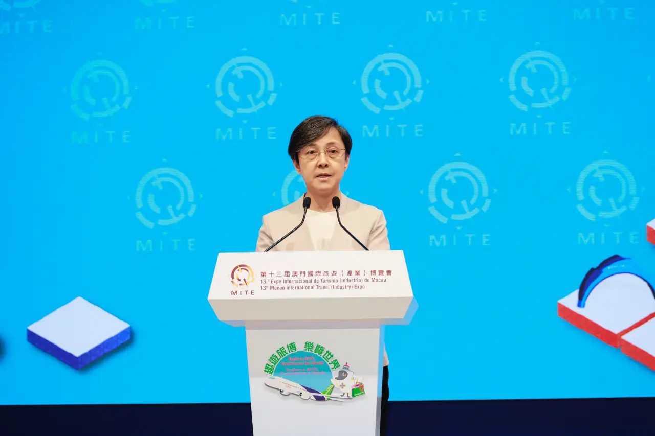 MGTO Director Maria Helena de Senna Fernandes delivering a speech at the 13th Macao International Travel (Industry) Expo.
