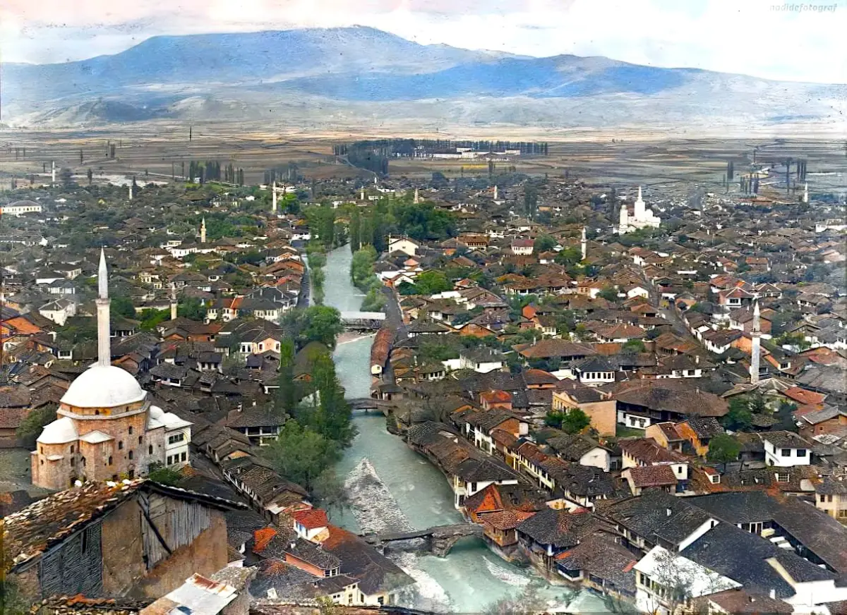Prizren tarihi kent merkezi panoramik manzarası