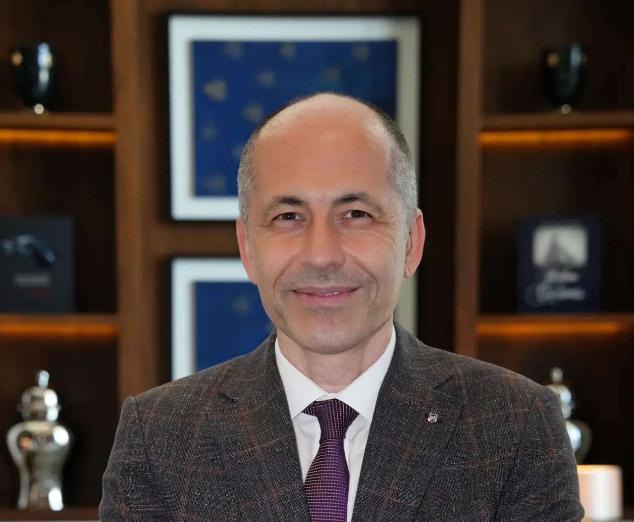 Özgür Mete Altay'ın profesyonel portresi
